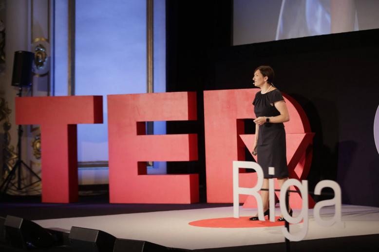 Atsakinga tėvystė: kurkite atsiminimus, o ne lūkesčius | TEDxRiga